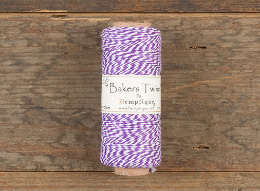Hemptique Cotton Bakers Twine Long Mini Cards in Red/White | Michaels